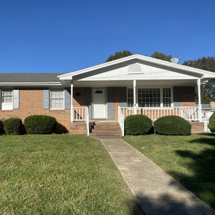 Buy this 5 bed house on 101 Alpine Circle in Pinecrest, Greeneville