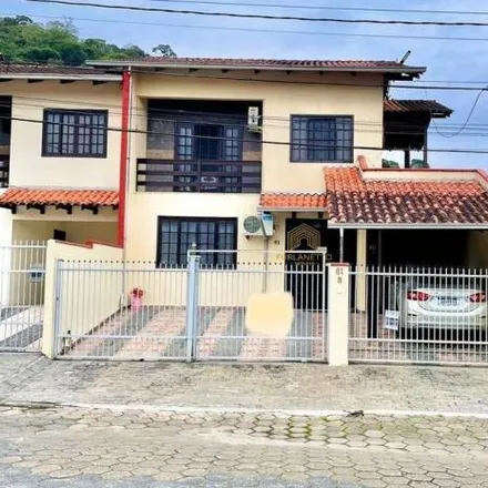 Buy this 3 bed house on Rua Karl Kumlehn 110 in América, Joinville - SC