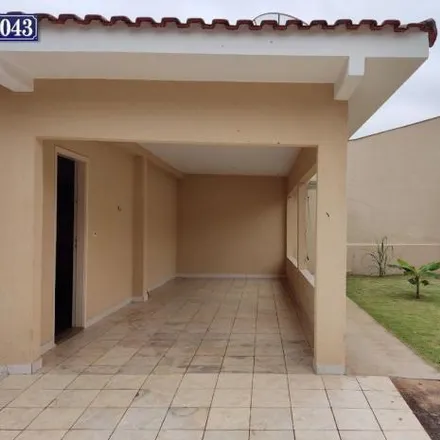 Buy this 3 bed house on Avenida das Maritacas in Indústrias Leves, Londrina - PR