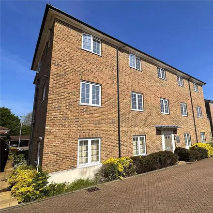 Rent this 2 bed apartment on Lamberts Orchard in Braintree, CM7 1FG