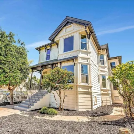 Buy this 7 bed house on 1226 West Street in Oakland, CA 94607