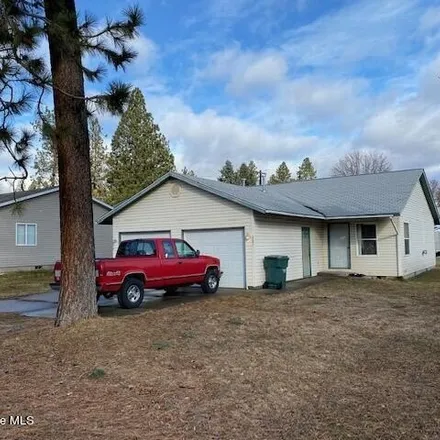 Buy this studio house on 160 West 20th Avenue in Post Falls, ID 83854