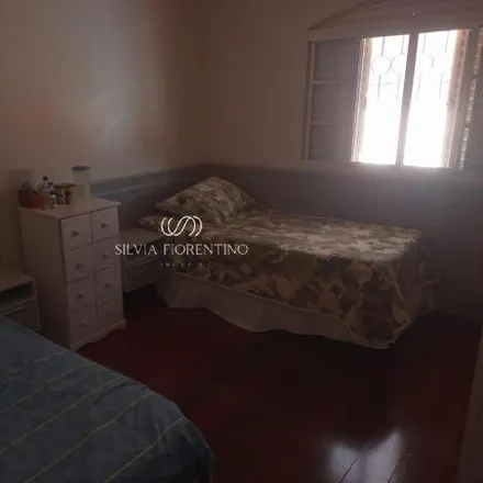 Buy this 2 bed house on Rua das Bruneiras in Estiva, Taubaté - SP