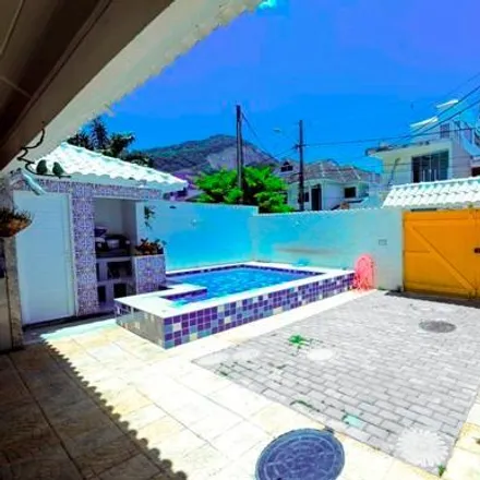 Buy this studio house on Estrada dos Bandeirantes 11741 in Vargem Pequena, Rio de Janeiro - RJ