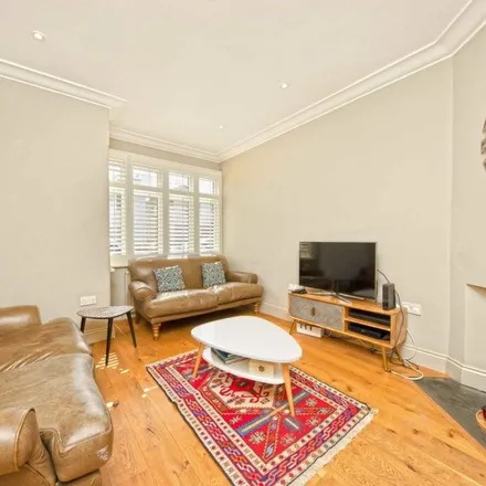 Rent this 4 bed apartment on Cotterill Road in London, KT6 7UL