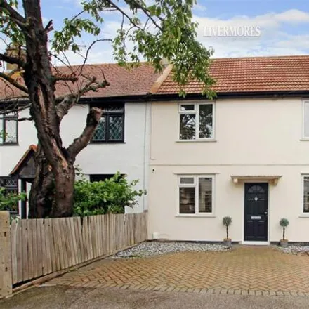 Buy this 2 bed townhouse on Elwick Court in Beech Walk, London