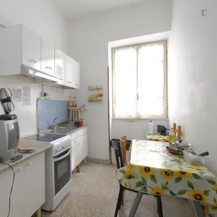 Image 4 - Via degli Apuli, 00185 Rome RM, Italy - Room for rent