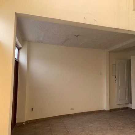 Rent this 5 bed apartment on Frutas y Ensaladas in Calle 19B, Localidad Puente Aranda