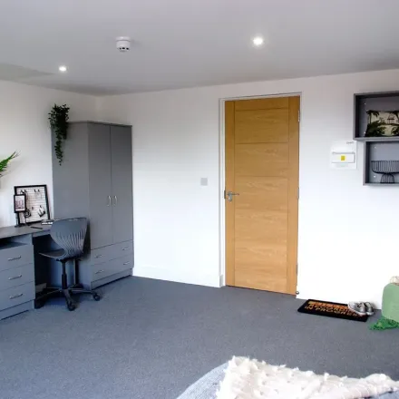 Rent this 1 bed apartment on capello in 11 Straits Parade, Bristol
