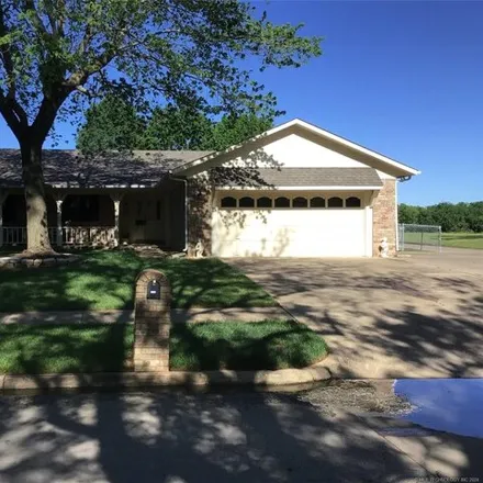 Buy this 3 bed house on 407 Ridgeview Court in Pryor Creek, OK 74361