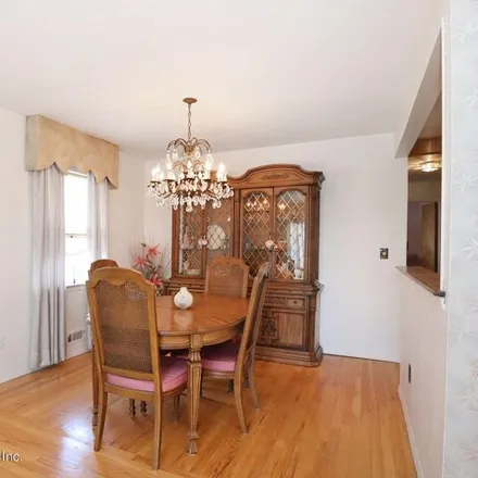 Image 9 - 459 Durant Avenue, New York, NY 10308, USA - House for sale