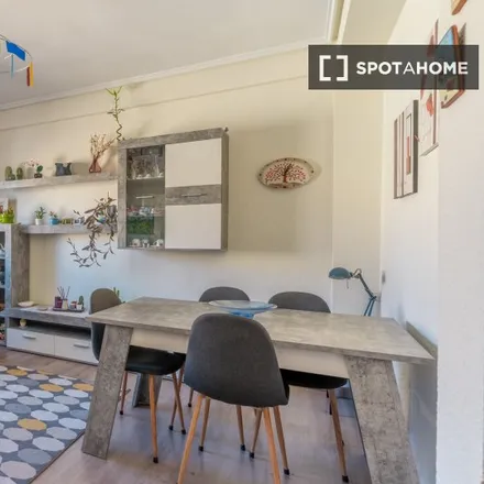 Rent this 3 bed apartment on Neptú in Carrer del Doctor Marcos Sopena, 46011 Valencia