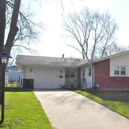 Rent this 3 bed house on 705 Edgemont Ln in Hoffman Estates, Illinois