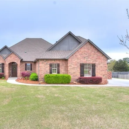 Image 1 - 909 Fox Drive, Choctaw, OK 73020, USA - House for sale