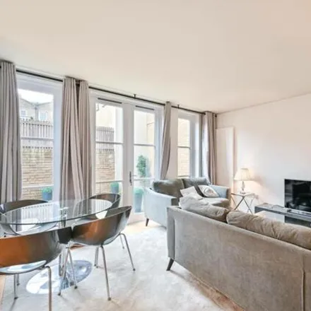 Buy this 1 bed apartment on Tadpoles Nursery in Park Walk, London