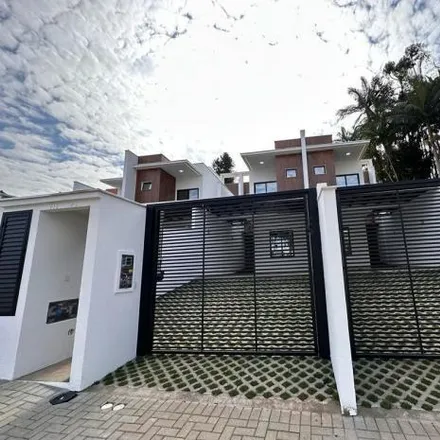 Buy this studio house on Rua Erwino Kieper 118 in Atiradores, Joinville - SC