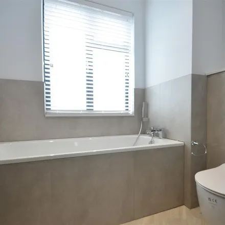 Rent this 5 bed apartment on Whiteheath Avenue in Ladygate Lane, London