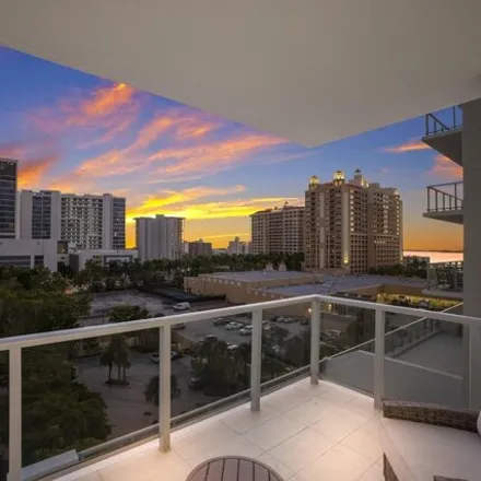 Buy this 2 bed condo on unnamed road in Sarasota, FL 34230