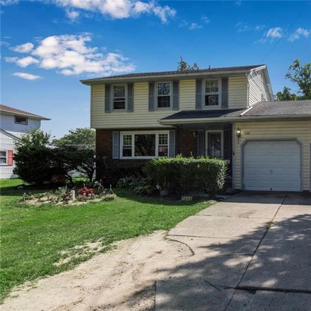 Rent this 3 bed house on 1946 Bedell Road in Grand Island, NY 14072