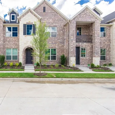 Rent this 3 bed townhouse on State Highway 121 in Collin County, TX 75609