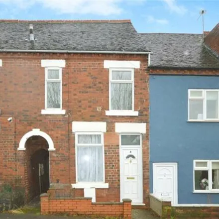 Rent this 3 bed townhouse on Boardmans Hill in Union Road, Swadlincote
