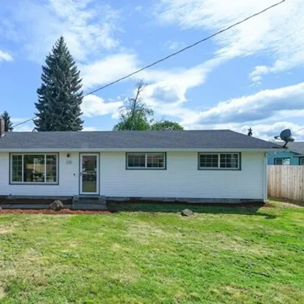 Buy this 3 bed house on 4232 Knoop Avenue in Eugene, OR 97402