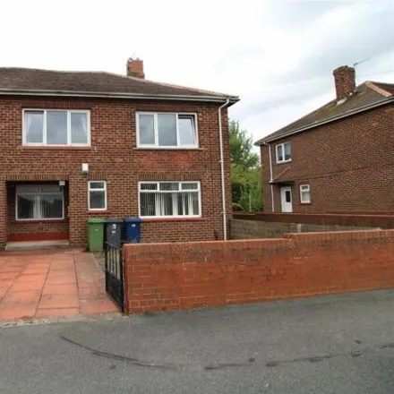 Buy this 1 bed townhouse on Simonside Primary School in Glasgow Road, Jarrow