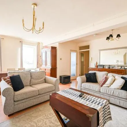 Image 5 - Chiltern Court, Baker Street, London, NW1 5RT, United Kingdom - Apartment for sale