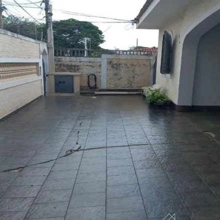 Buy this 1studio house on Rua Celso Egídio Sousa Santos in Jardim Chapadão, Campinas - SP