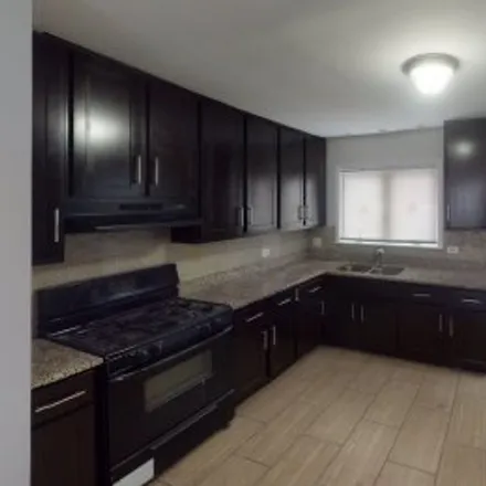 Buy this 3 bed apartment on 8004 South Ingleside Avenue in Far Southeast Side, Chicago