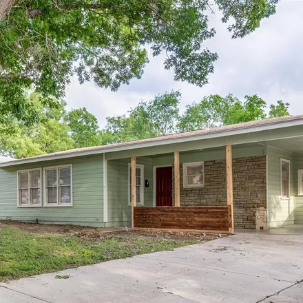 Rent this 4 bed house on 3525 Binyon Street in Fort Worth, TX 76133