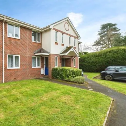 Buy this 2 bed apartment on Bassett Mews in Glen Eyre, Southampton