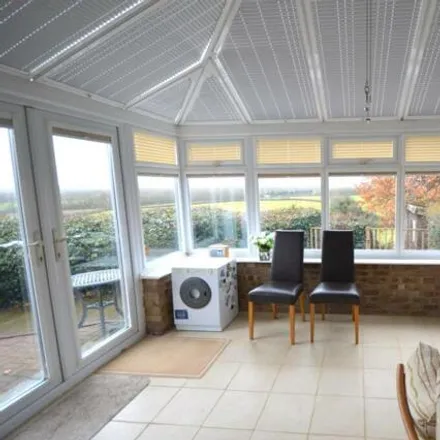 Image 5 - Clare Close, Earls Barton, NN6 0PP, United Kingdom - House for sale