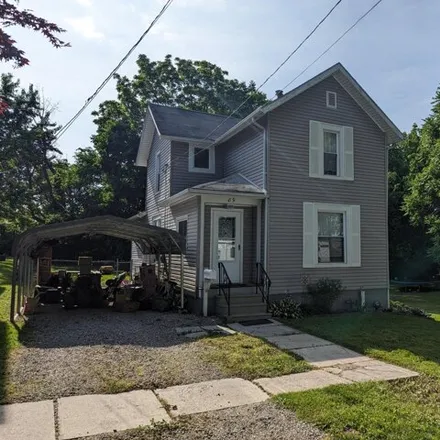 Buy this 3 bed house on unnamed road in Newark, OH 43055