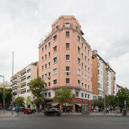 Rent this 6 bed apartment on Las Gemas in Calle de Lope de Haro, 29039 Madrid