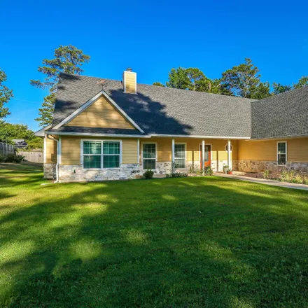 Buy this 5 bed house on 425 Bob White Drive in Gilmer, TX 75645