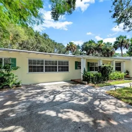 Buy this 3 bed house on 589 Acacia Road in Vero Beach, FL 32963