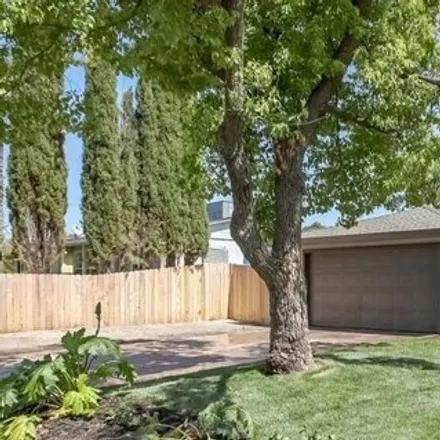 Buy this 2 bed house on 6860 8th Avenue in Rio Linda, Sacramento County