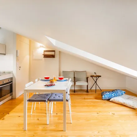 Rent this 2 bed apartment on Residencial Faria Guimarães in Rua de Faria Guimarães, 4000-206 Porto