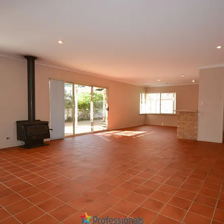 Image 5 - Irving Avenue, Falcon WA, Australia - Apartment for rent