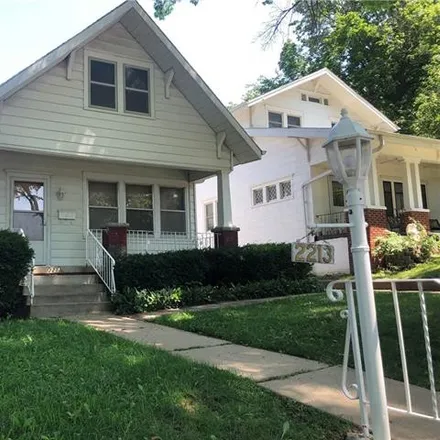 Buy this 2 bed house on 2213 Vories Street in St. Joseph, MO 64507