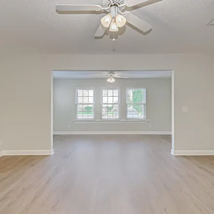 Image 3 - 4301 Daphne Lane, Murrells Inlet, Georgetown County, SC 29576, USA - Condo for sale