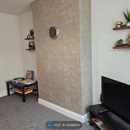 Rent this 3 bed duplex on 21 White Road in Bulwell, NG5 1JR