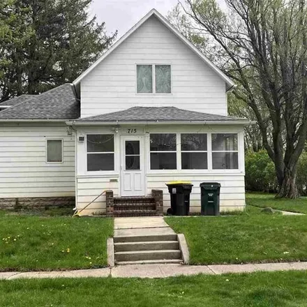Buy this 3 bed house on 929 8th Avenue South in St. James, MN 56081