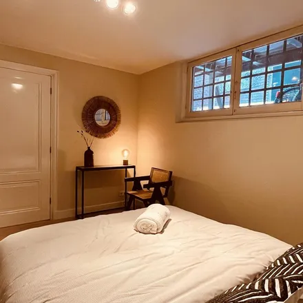 Rent this 1 bed apartment on Monseigneur van de Weteringstraat 87 in 3581 ED Utrecht, Netherlands