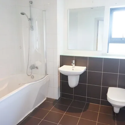 Rent this 2 bed apartment on Kingsway in Manchester, M20 5WY