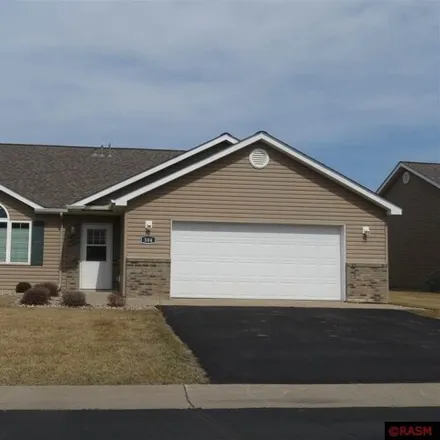Buy this 3 bed townhouse on 396 Skylark Drive in Mankato, MN 56001