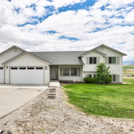Buy this 6 bed house on 13949 Santa Rita Drive in Canyon County, ID 83686