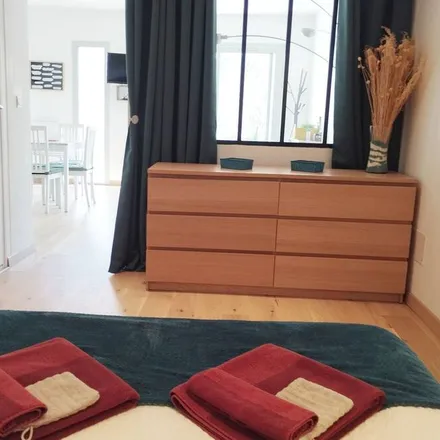 Rent this 1 bed apartment on 64250 Souraïde