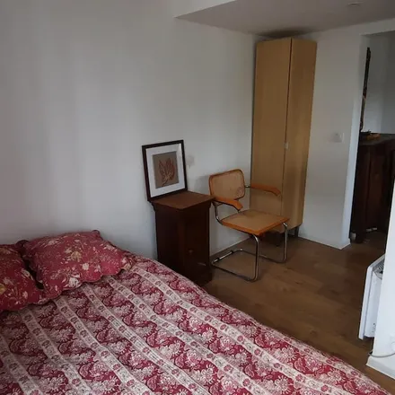 Rent this 1 bed apartment on 77920 Samois-sur-Seine